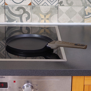 Pancake pan MELANI 24 cm with induction bottom