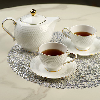 Tējkanna NOEMI 780 ml (kaula porcelāns)