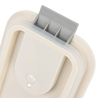 Trauks ar plastmasas vāku 15x11x6 cm / 370 ml (bora silikāta stikls)