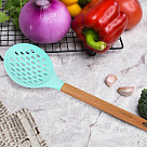 Silicone skimmer 33.5 cm with wooden handle Essential