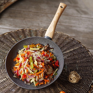 Сковорода индукционная 24 см Lana