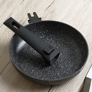 Frying pan FIORE 28x5.4 cm with detachable handle (aluminium with non-stick coating)