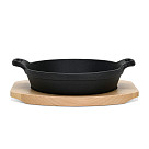 Cast iron frying pan 18 cm on a wooden stand
