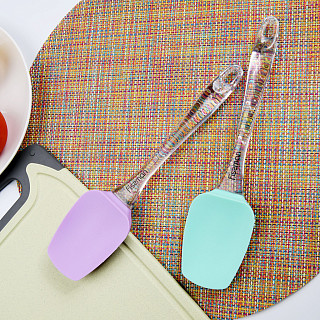 Lāpstiņa 25 cm (silikons)