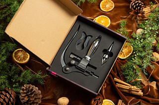 Wine accessories set 3 pcs. (stainless steel+ zinc alloy), art 1970