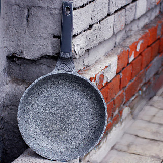Frying pan PRESTIGE 26x6 cm with induction bottom (aluminium with non-stick coating)