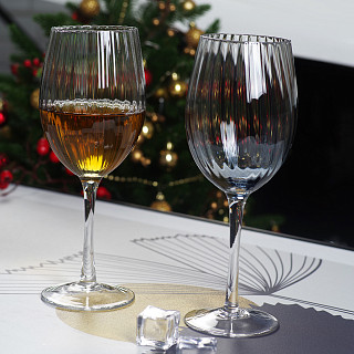 Vīna glāžu komplekts 580 ml x 2gab. (stikls) Vīna glāžu komplekts 580 ml x 2gab. (stikls)