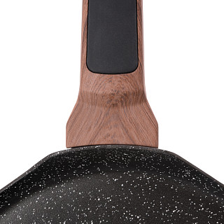 Pankūku panna DIAMOND 24 cm (alumīnijs ar nepiedegošu pārklājumu)