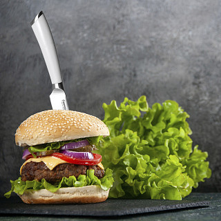 Нож универсальный 13 см Magnum