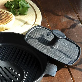 Lodge Cast Iron Ribbed Panini Press 21 x 21 cm